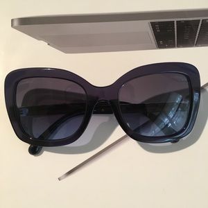 Chanel square frames
